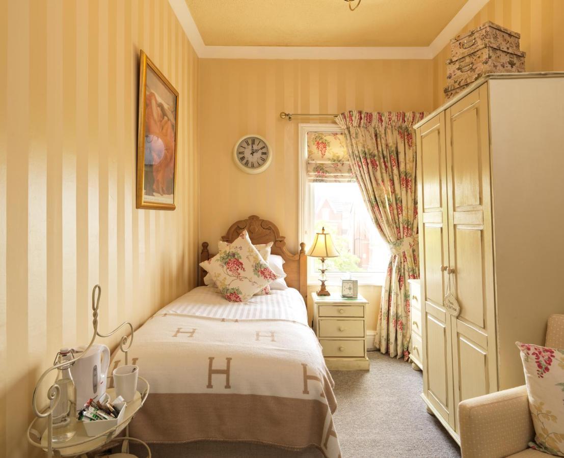 Howarth House Lytham St Annes Exteriér fotografie